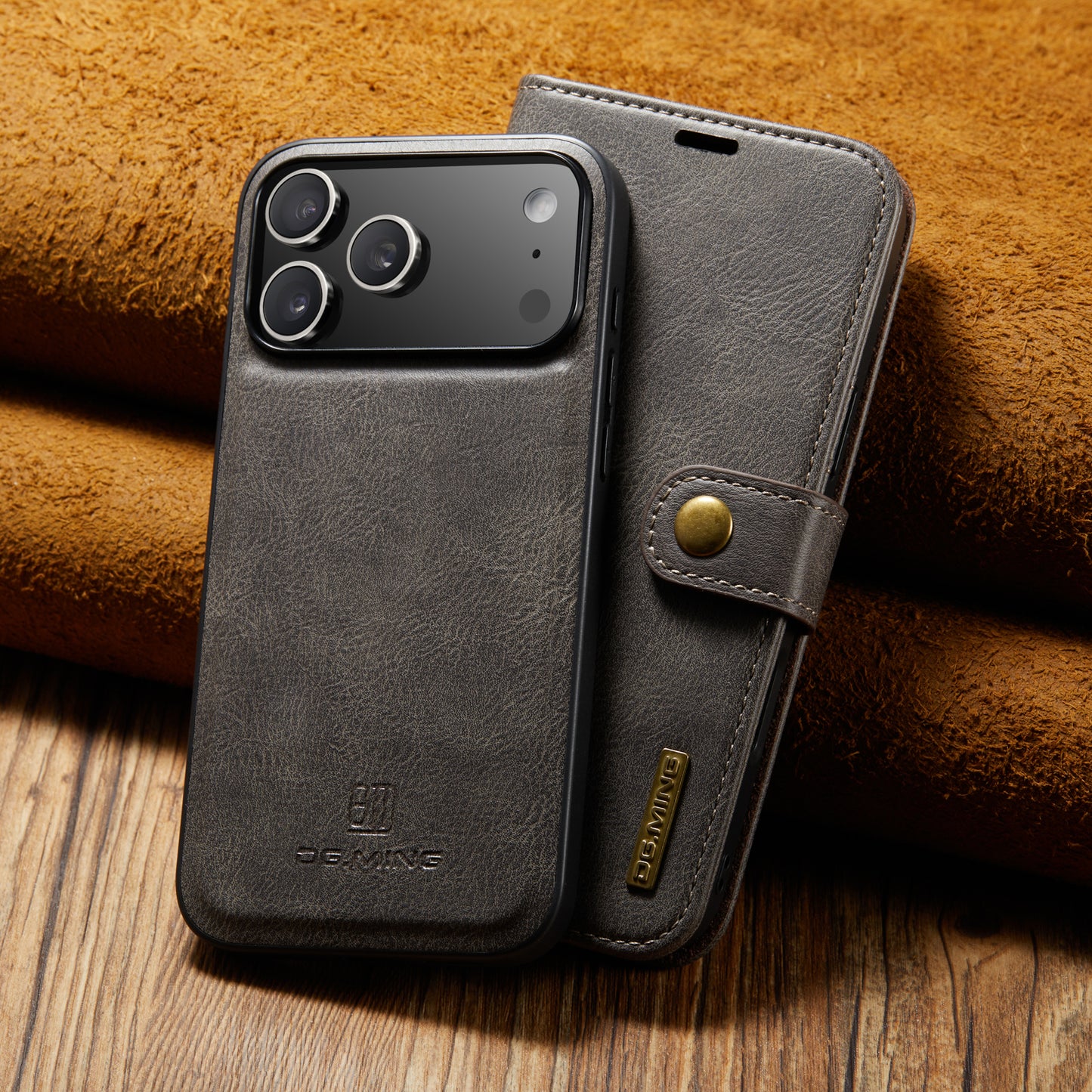 2 in 1 Detachable Flip Leather Case for iPhone 17 Pro Max