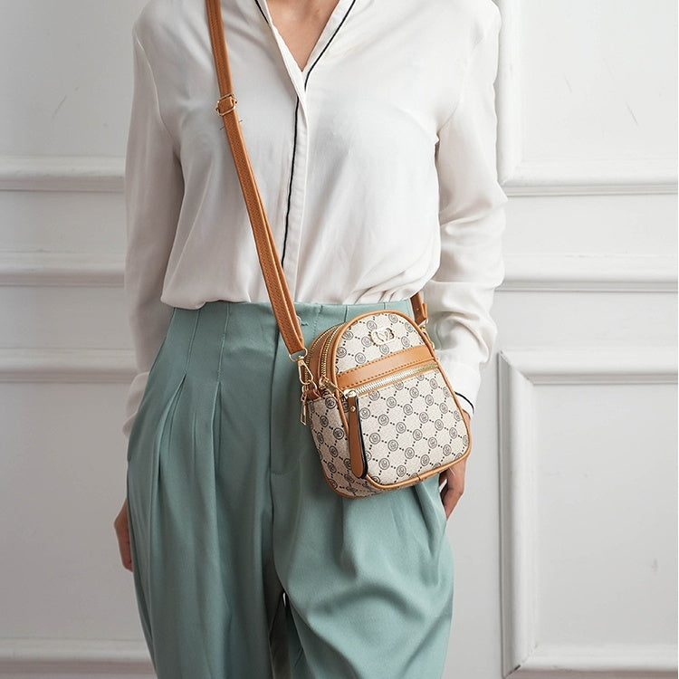 Stylish Compact Crossbody Phone Bag - Minimalist Design, Lightweight & Convenient